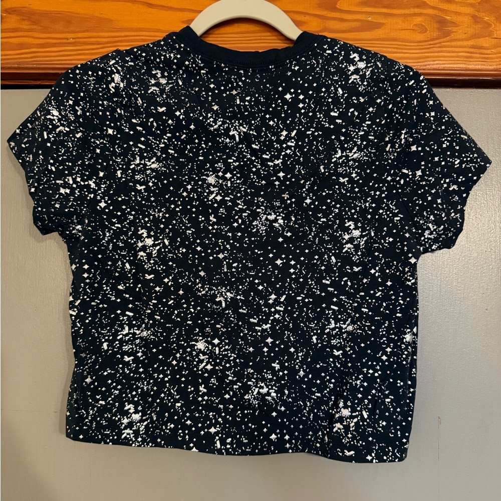 Nike Women's Short Sleeve Black and White crop top - Picture 4 of 6